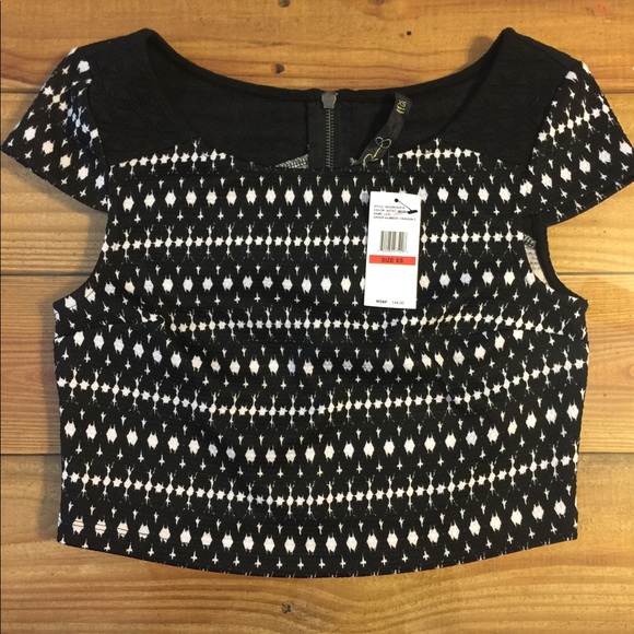 Jessica Simpson crop top - Picture 1 of 5